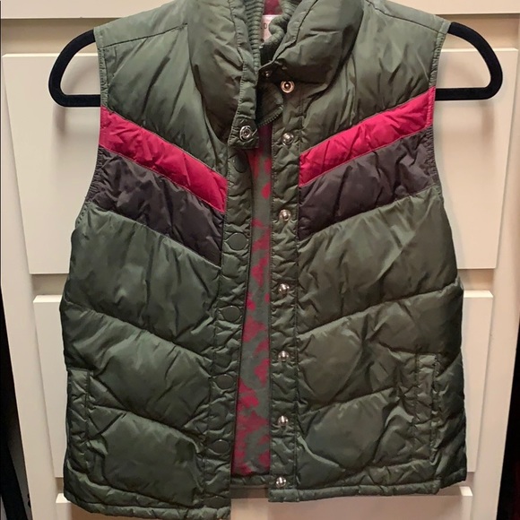 Vest - Picture 1 of 1